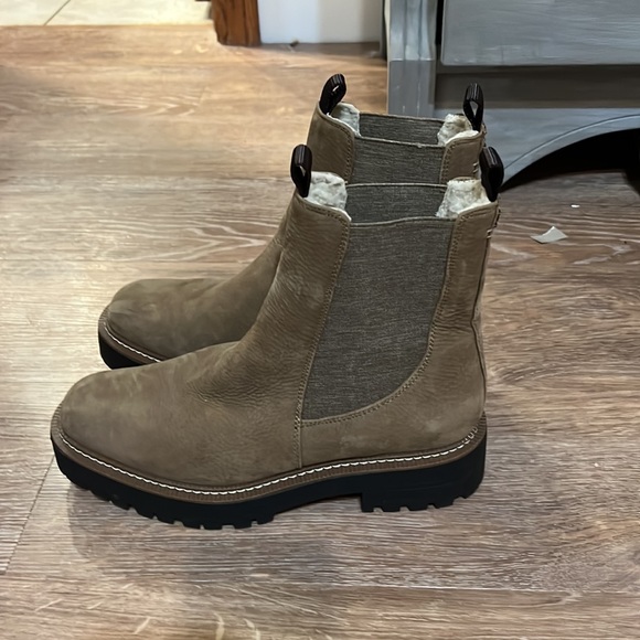 Sam Edelman Chelsea boots - Picture 2 of 6